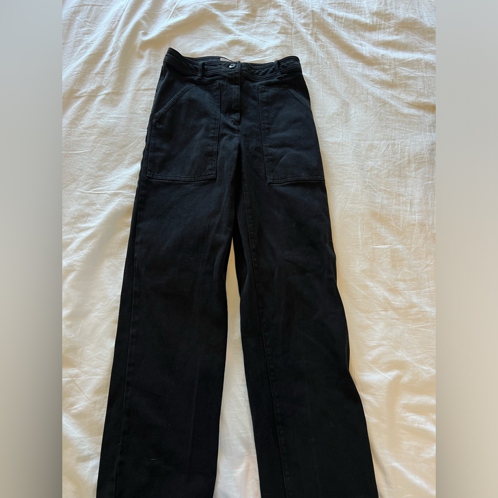 Aritzia Cargo Pants